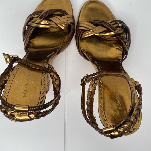 BCBGMaxazria NWT No Box Gold Strappy Women's Sandals. - Picture 4 of 11